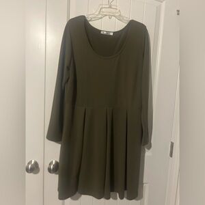 White Mark Olive Green Dress